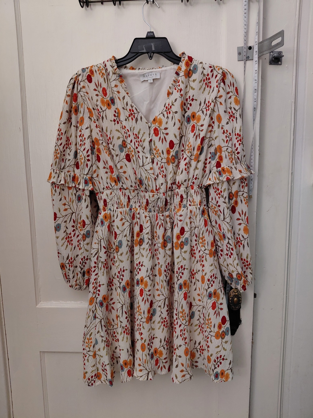 Hayden Los Angeles Floral Print Ruffle Sleeve Mini Dress Cream & Orange Large